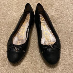(10 for $10) Sam Edelman size 6 leather black flats
